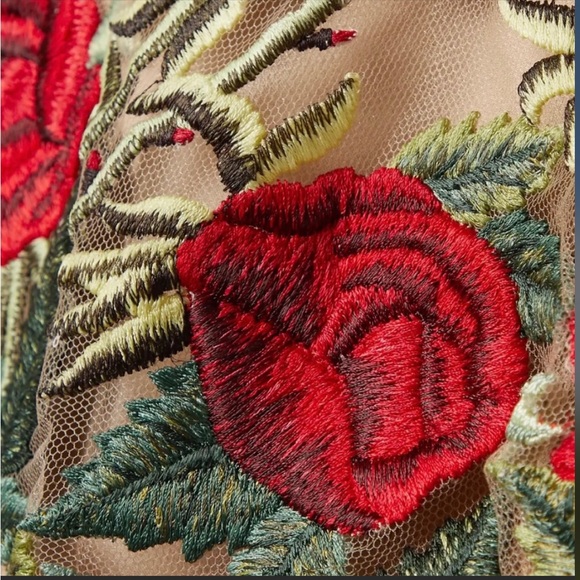 Floral Embroidered High Neck - Picture 11 of 12